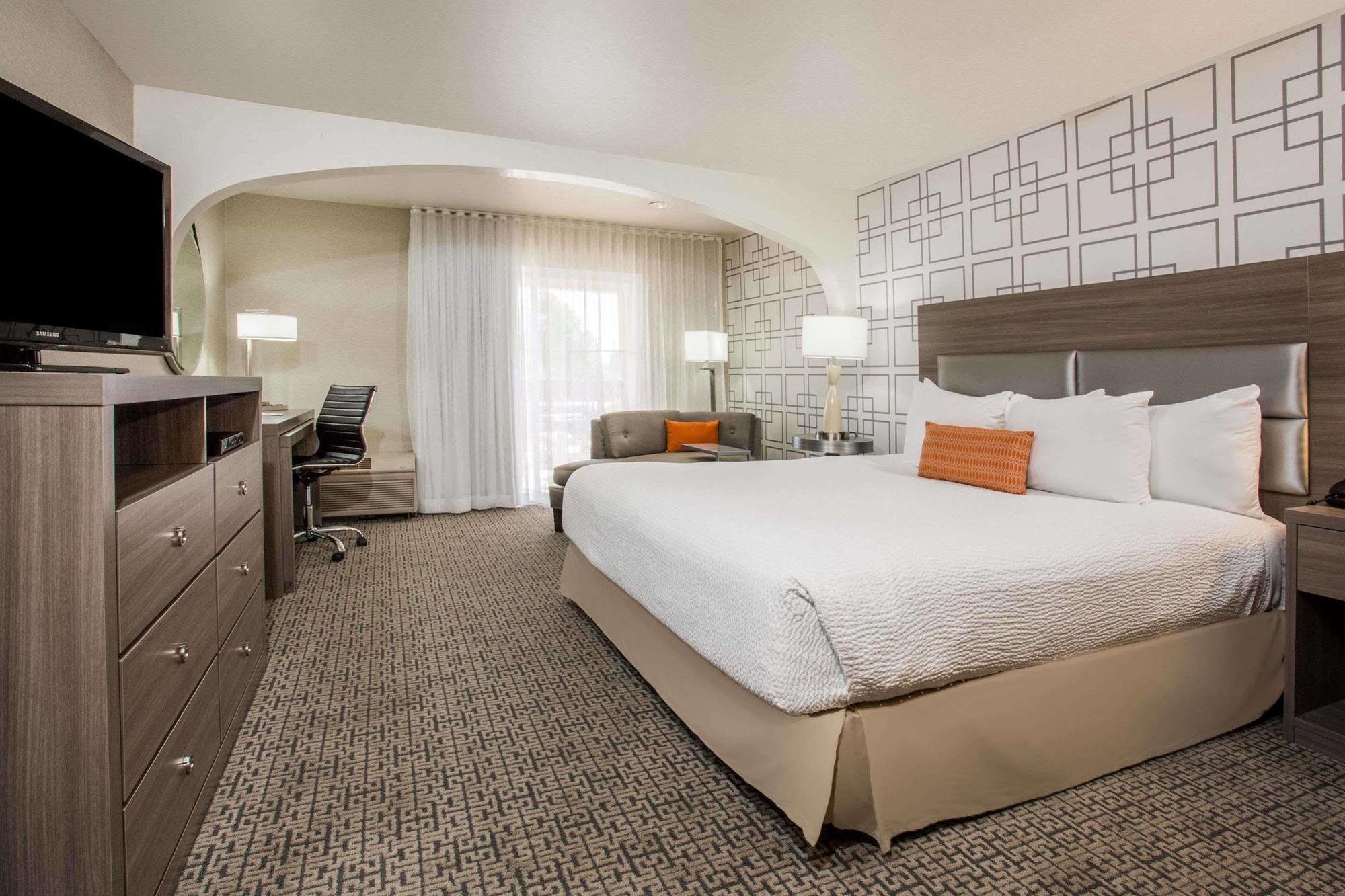 Hawthorn Suites By Wyndham Livermore Εξωτερικό φωτογραφία